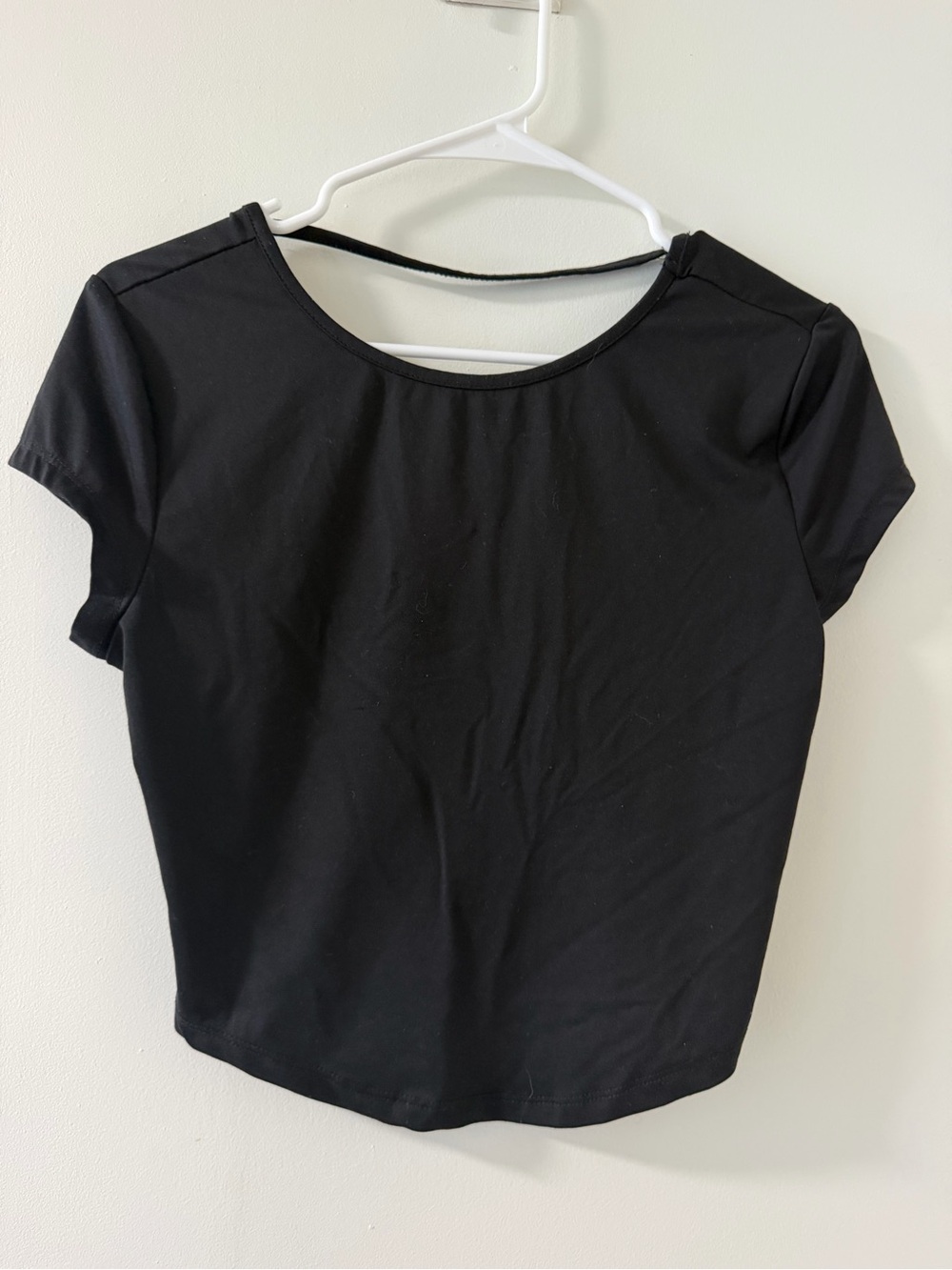SHEIN Black Scoop Neck Short Sleeve Tee